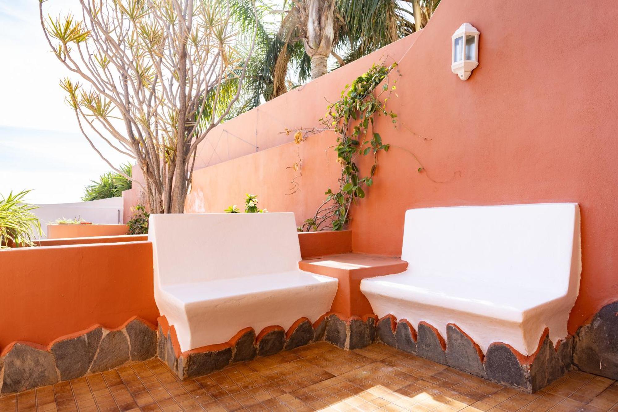 One & Only Sports And Relax Villa Heated Pool By Eden Rentals Tabaiba Exterior photo