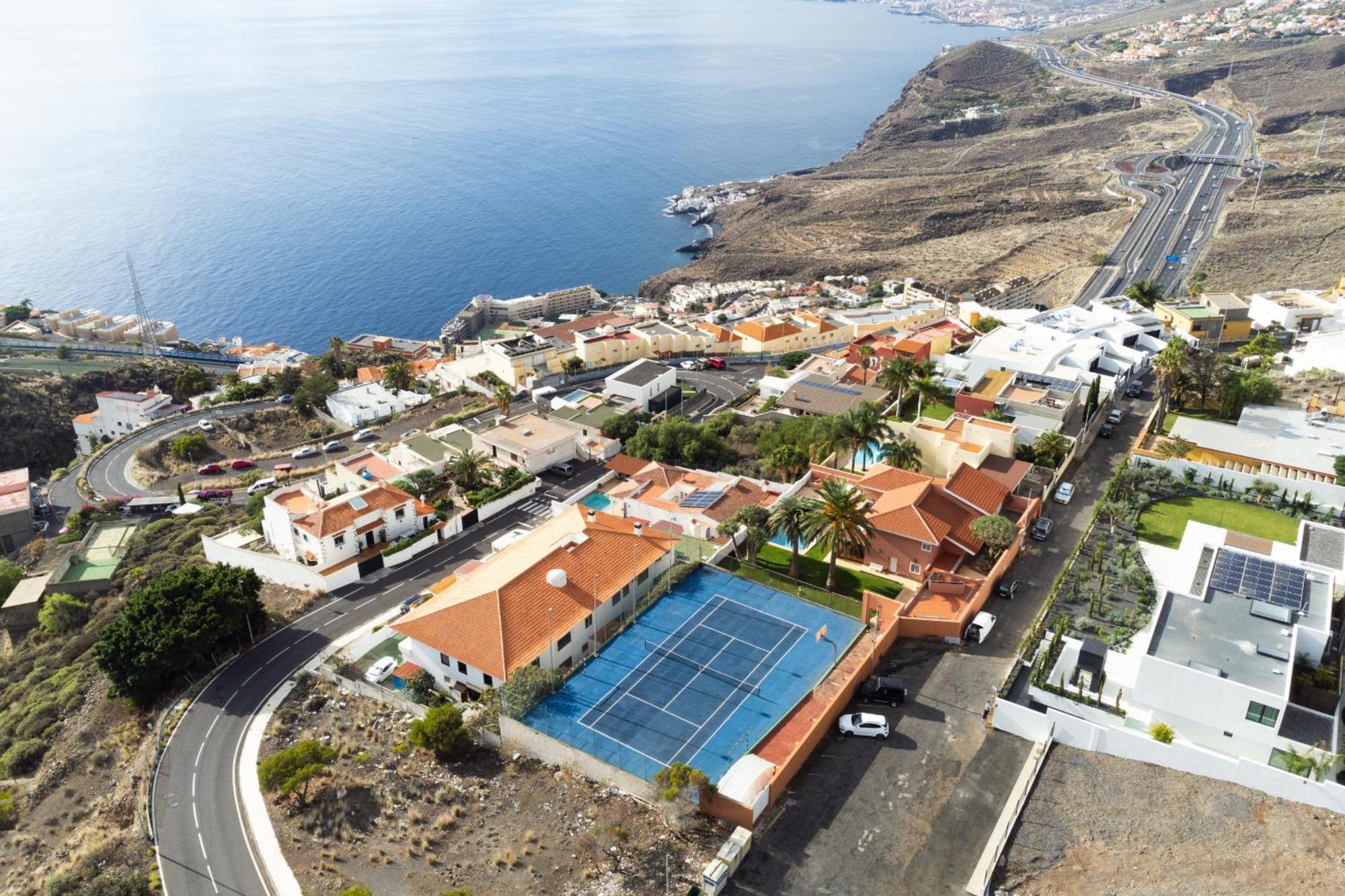 One & Only Sports And Relax Villa Heated Pool By Eden Rentals Tabaiba Exterior photo